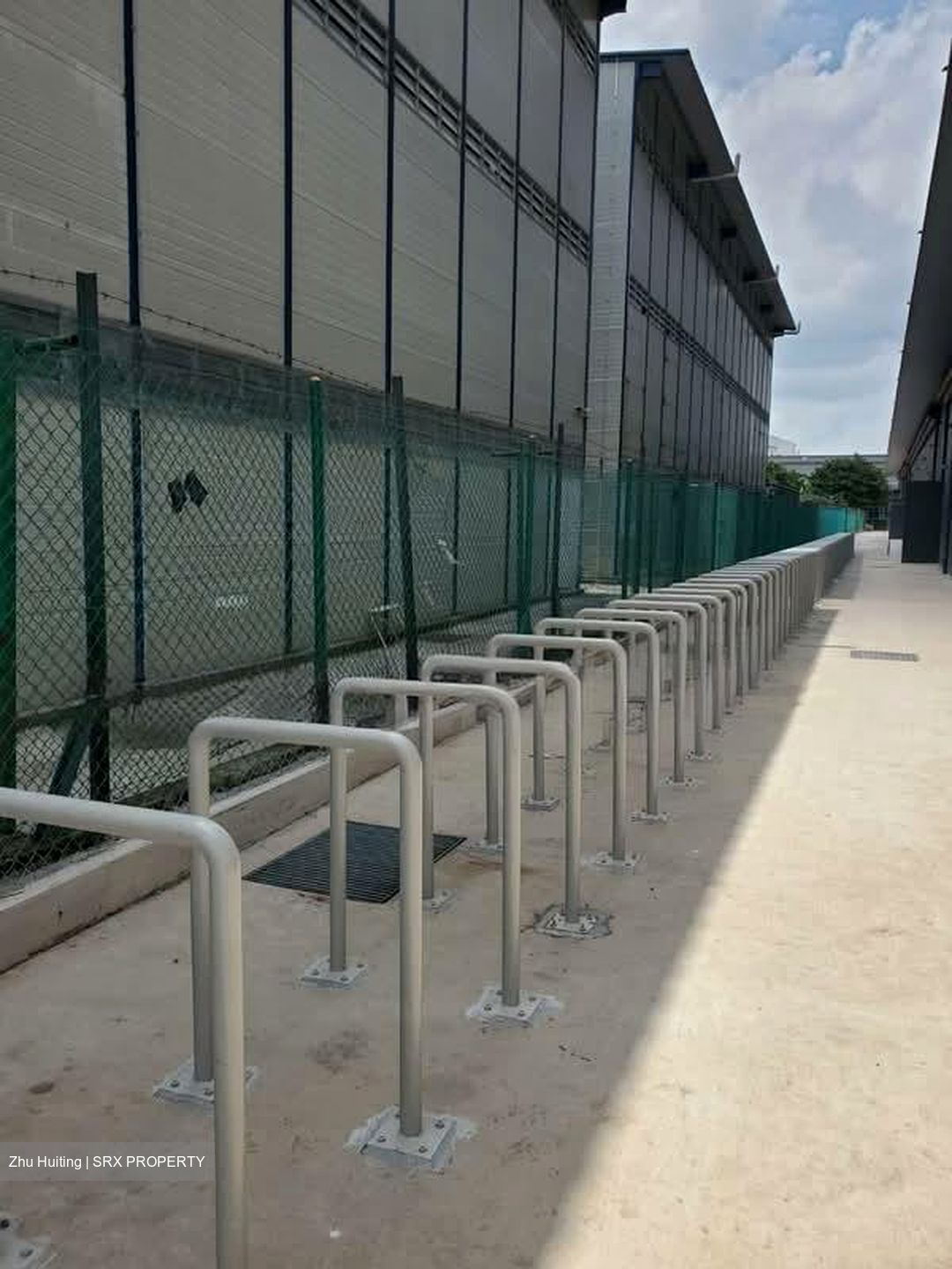 Jurong Logistics Hub (D22), Factory #541132111